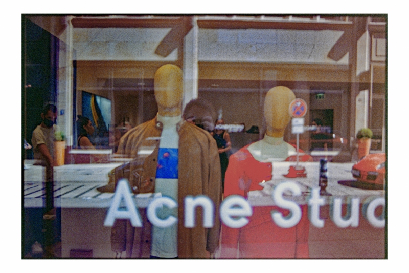 465-Hamburg-Acne-02